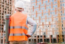 Csatorna- és állványozási projektek koordinációja nagyvárosi környezetben